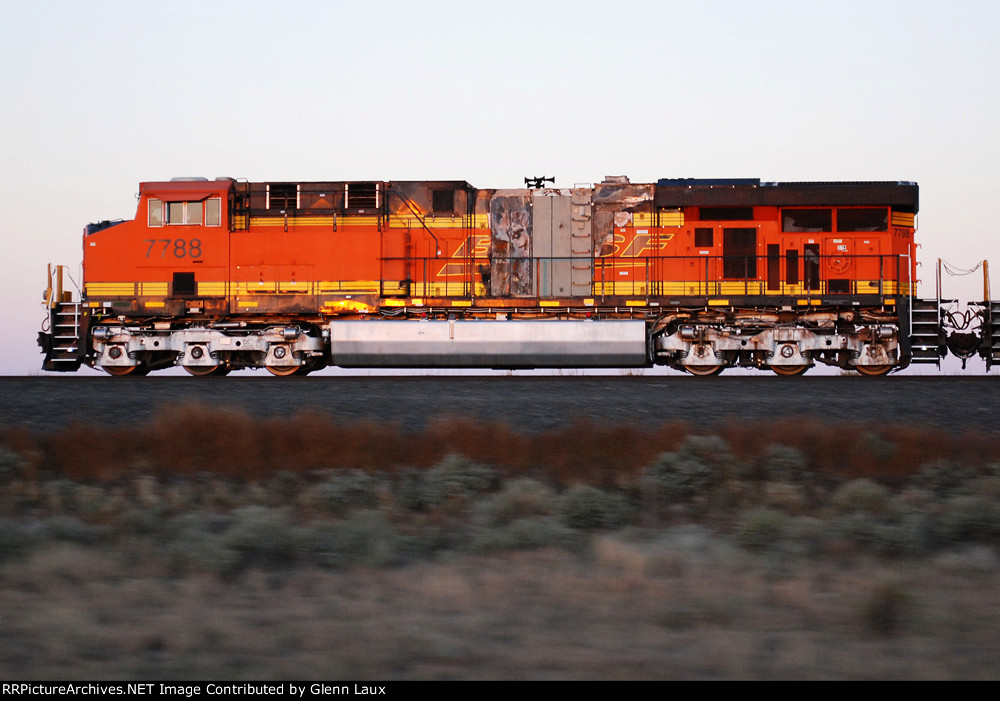 Pacing BNSF 7788 just as the sun is coming up